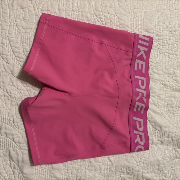 Nike Pro Dri-FIT Pink Shorts size small - Picture 2 of 4